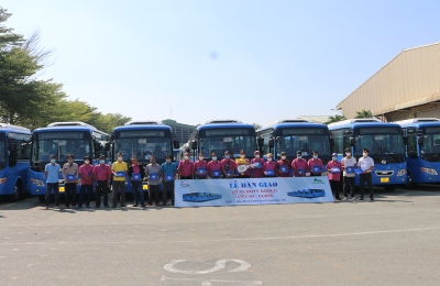 SAMCO BÀN GIAO LÔ 31 XE BUÝT CHO CÔNG TY BẢO YẾN