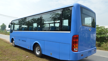 Đuôi xe với đèn sau phong cách